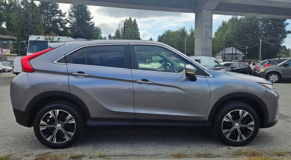 2020 Mitsubishi Eclipse Cross - Image 4 of 14