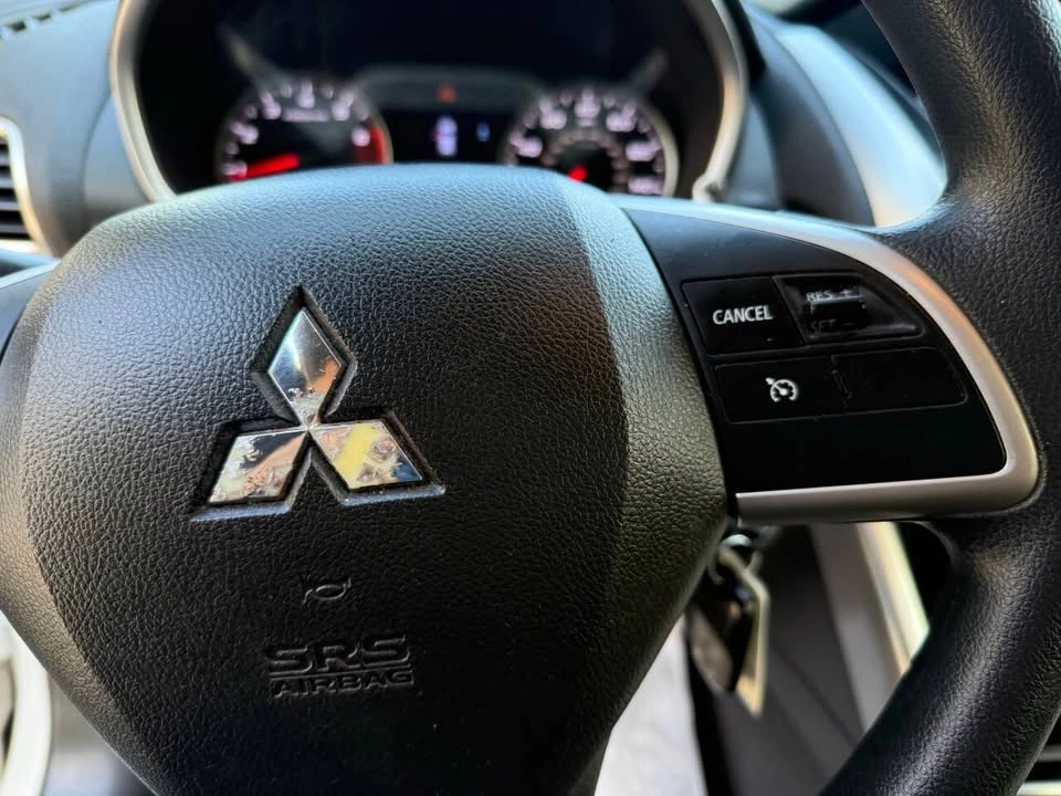 2020 Mitsubishi Eclipse Cross - Image 17 of 19