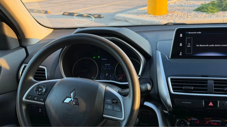 2020 Mitsubishi Eclipse Cross - Image 14 of 20