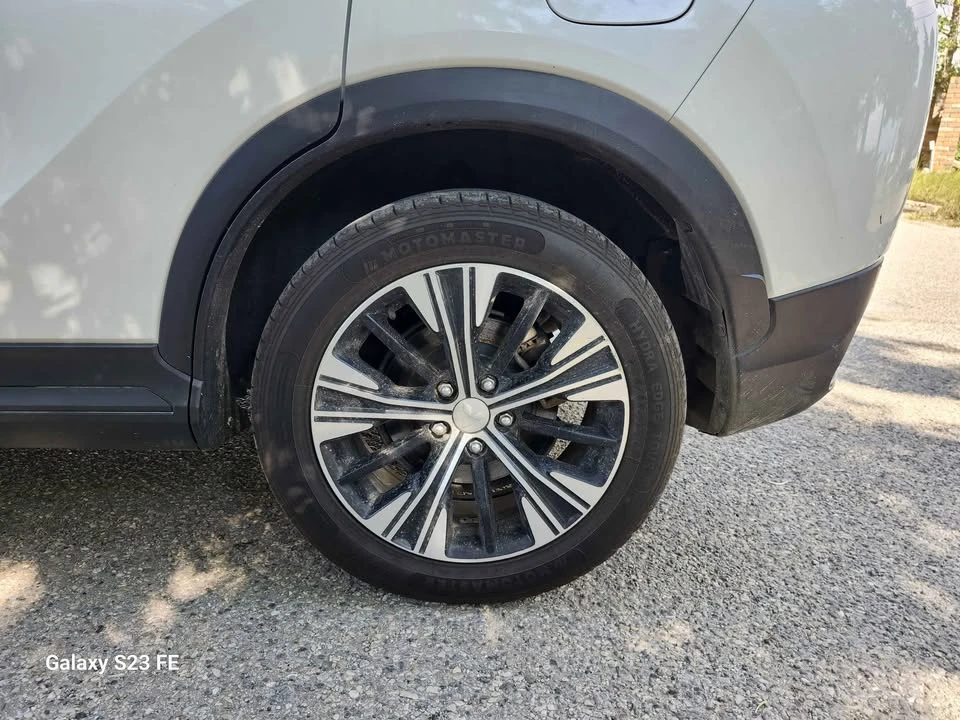 2020 Mitsubishi Eclipse Cross - Image 12 of 13