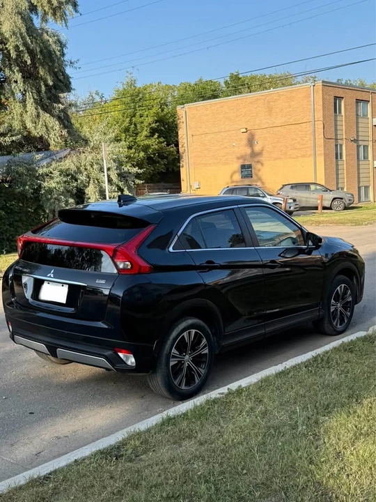 2020 Mitsubishi Eclipse Cross - Image 5 of 11