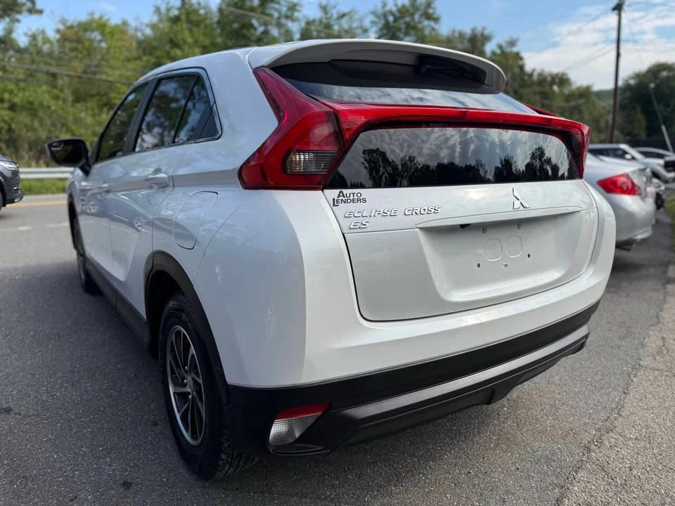 2020 Mitsubishi Eclipse Cross - Image 4 of 19