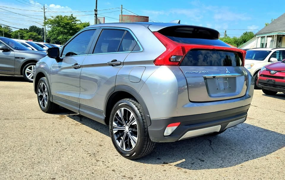 2020 Mitsubishi Eclipse Cross - Image 5 of 14