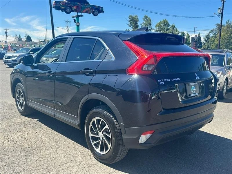 2020 Mitsubishi Eclipse Cross - Image 2 of 10