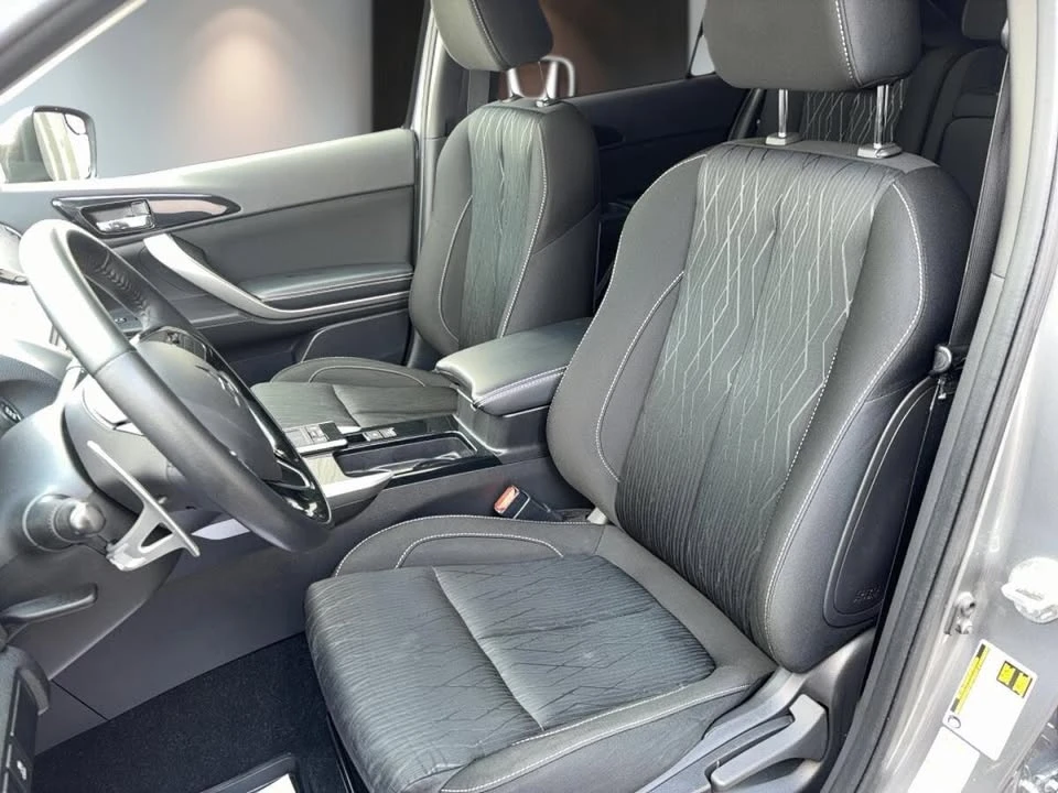 2020 Mitsubishi Eclipse Cross - Image 17 of 17