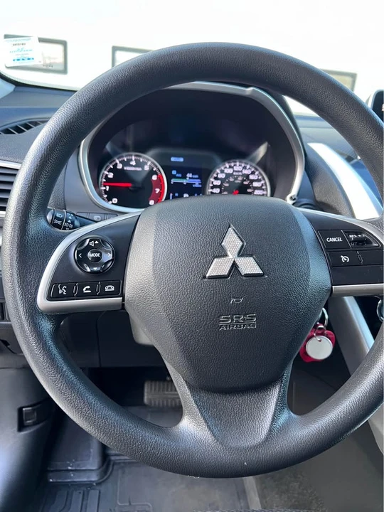 2020 Mitsubishi Eclipse Cross - Image 14 of 20