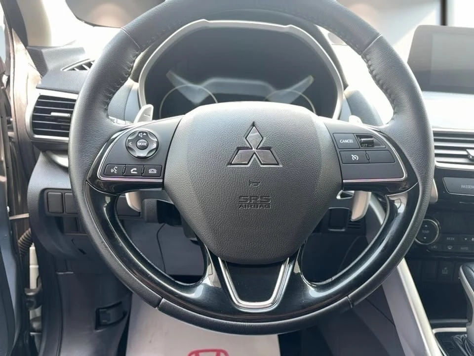 2020 Mitsubishi Eclipse Cross - Image 9 of 17