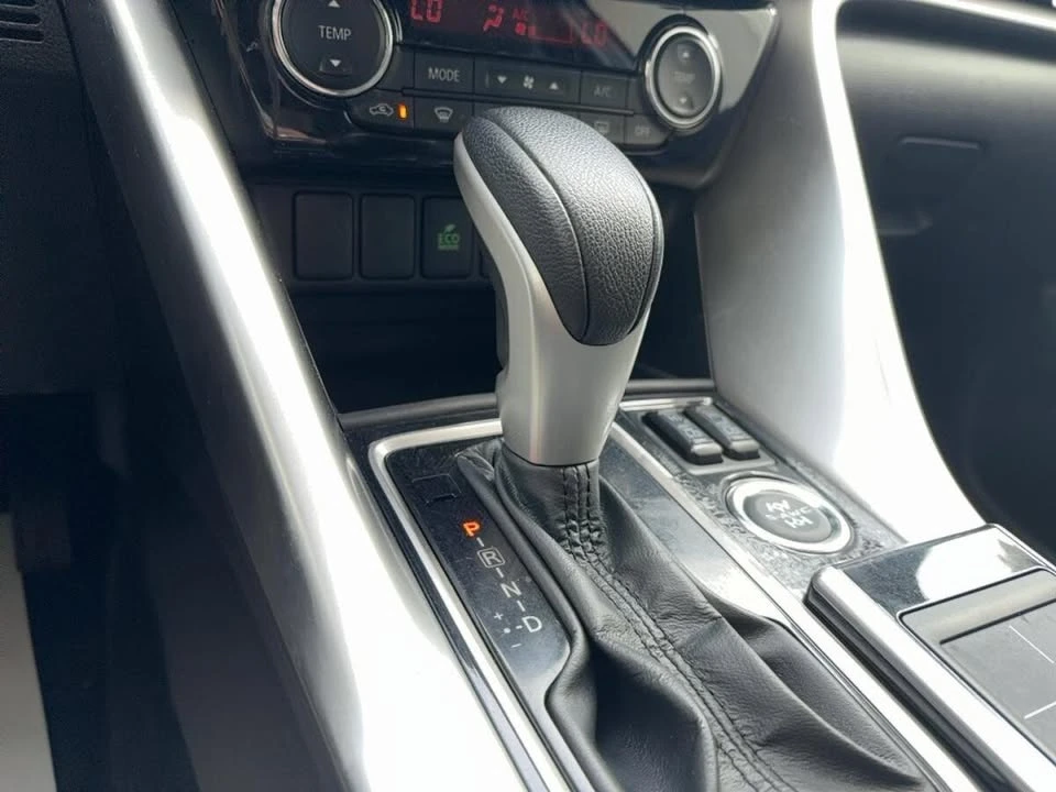 2020 Mitsubishi Eclipse Cross - Image 14 of 17
