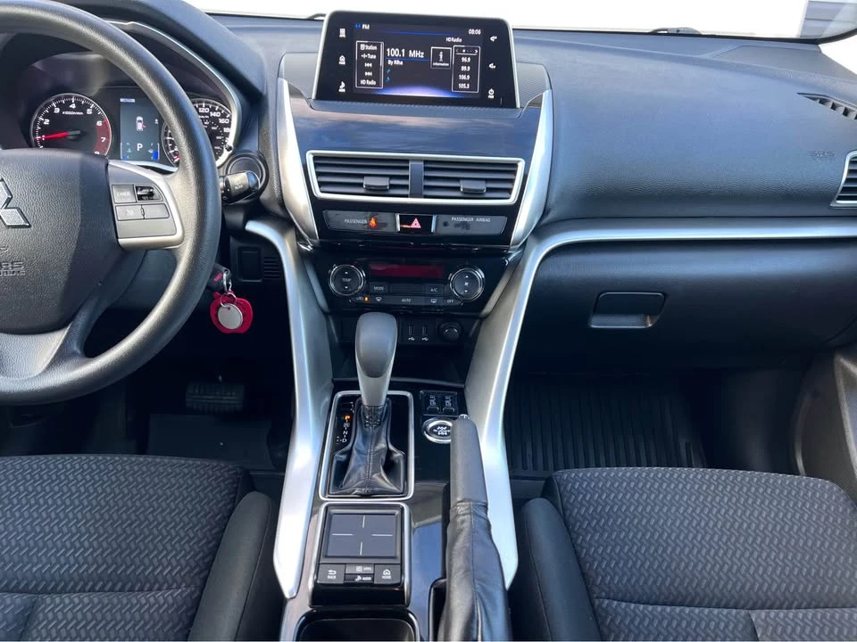2020 Mitsubishi Eclipse Cross - Image 9 of 20