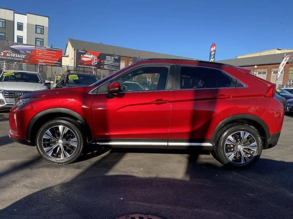 2020 Mitsubishi Eclipse Cross - Image 5 of 20