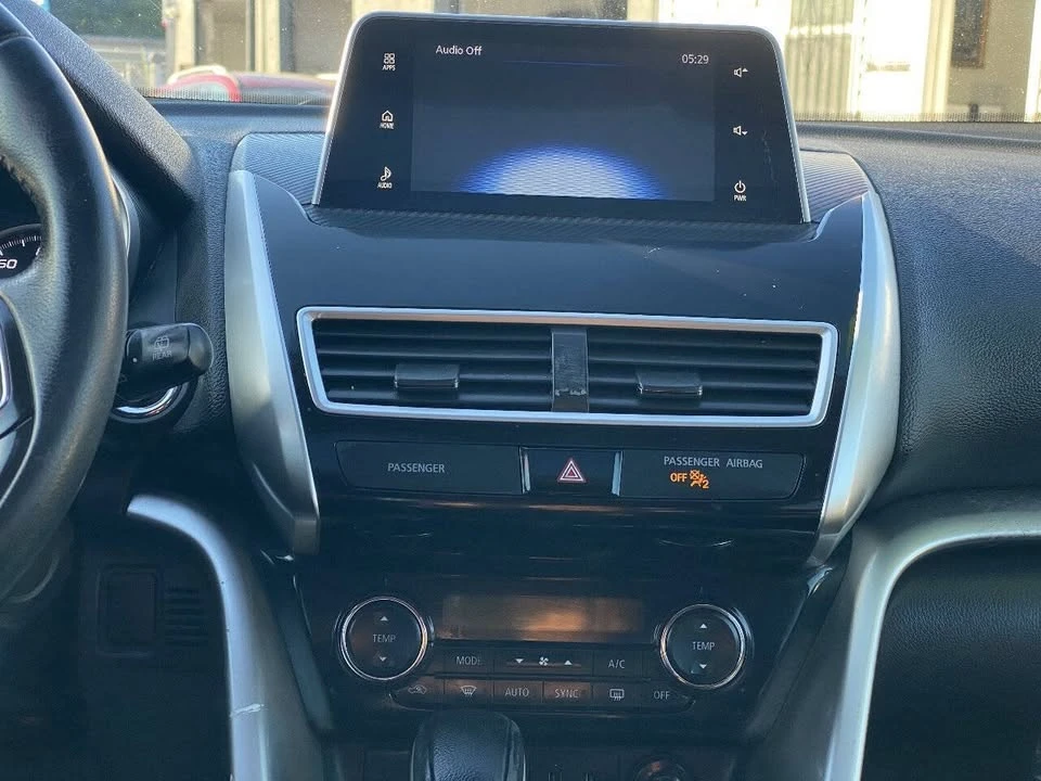 2020 Mitsubishi Eclipse Cross - Image 17 of 20