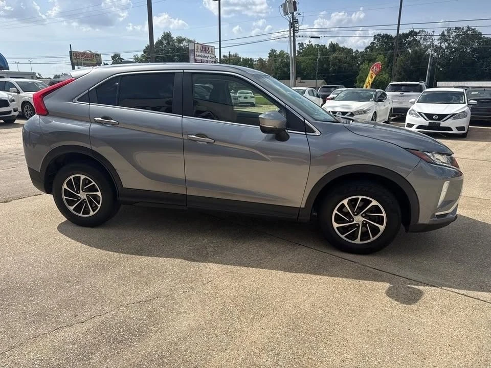 2020 Mitsubishi Eclipse Cross - Image 5 of 20