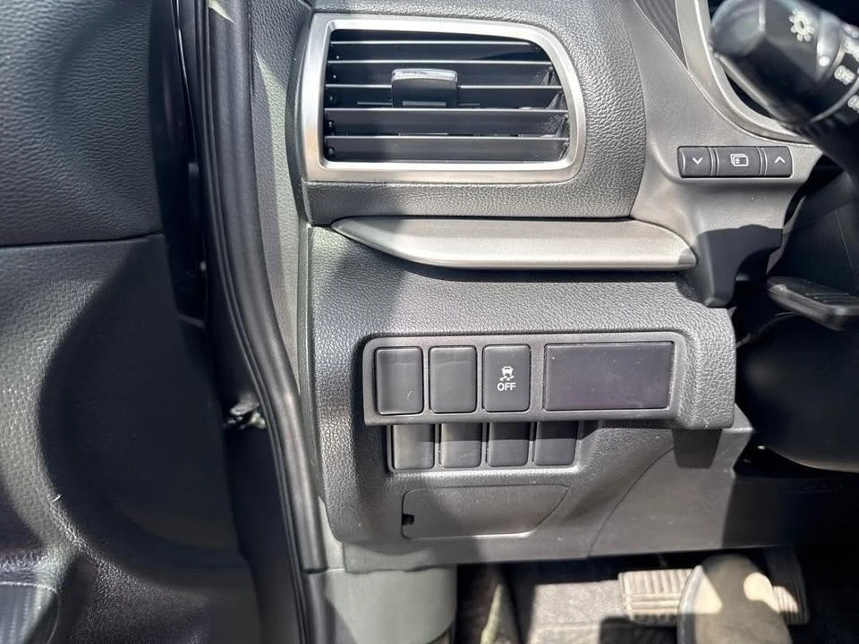 2020 Mitsubishi Eclipse Cross - Image 20 of 20