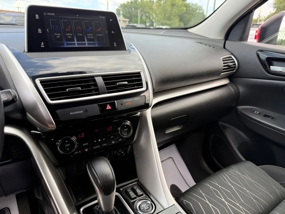 2020 Mitsubishi Eclipse Cross - Image 10 of 19