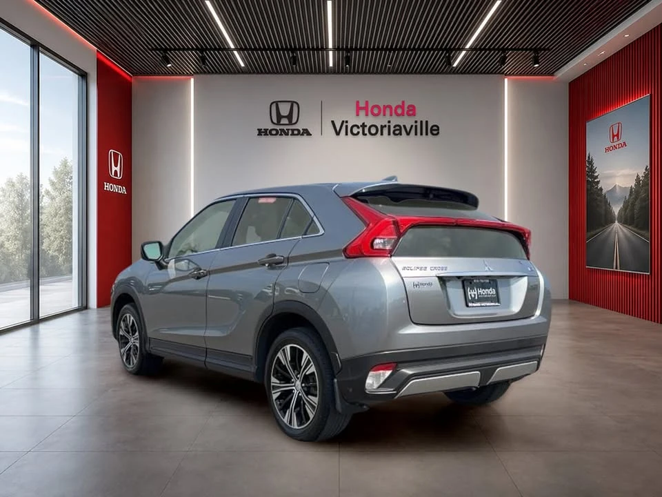 2020 Mitsubishi Eclipse Cross - Image 3 of 17