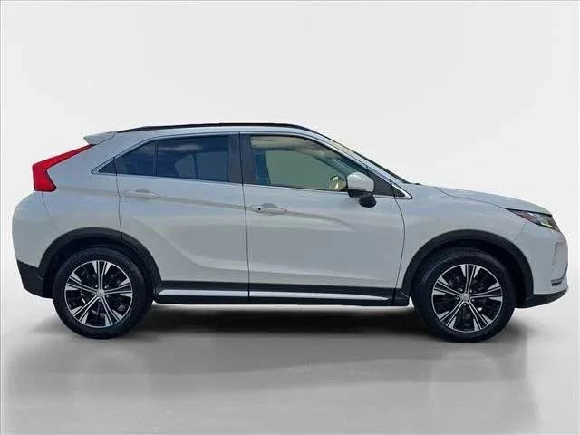 2020 Mitsubishi Eclipse Cross - Image 2 of 5