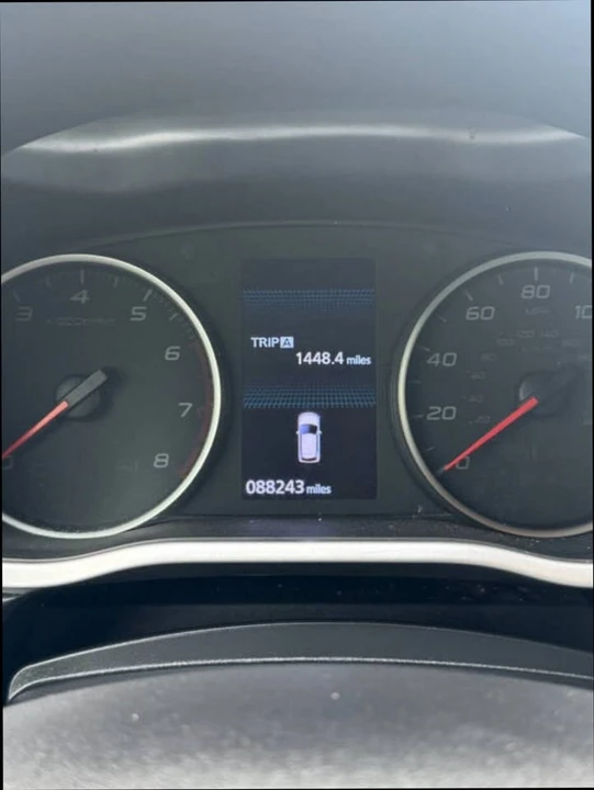 2020 Mitsubishi Eclipse Cross - Image 15 of 17