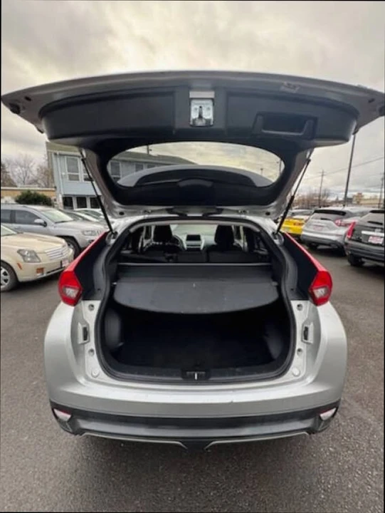 2020 Mitsubishi Eclipse Cross - Image 12 of 17