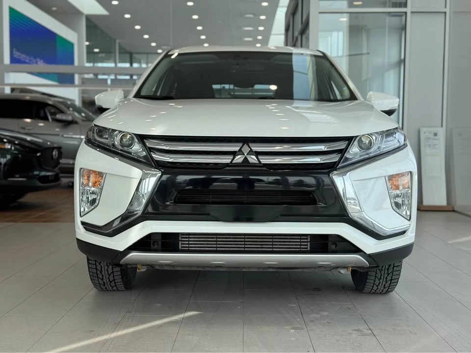 2020 Mitsubishi Eclipse Cross - Image 3 of 18