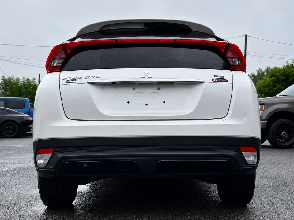 2020 Mitsubishi Eclipse Cross - Image 4 of 17