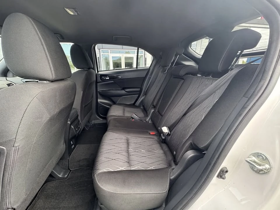 2020 Mitsubishi Eclipse Cross - Image 10 of 17