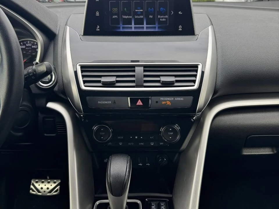 2020 Mitsubishi Eclipse Cross - Image 15 of 17