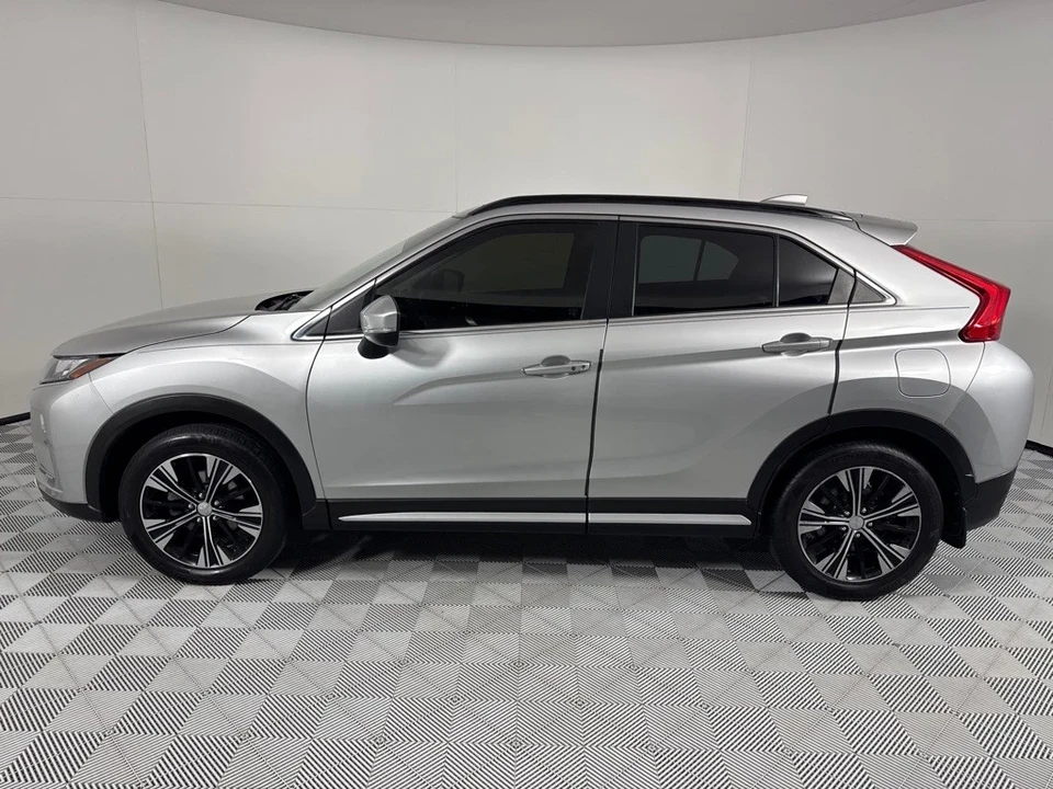 2020 Mitsubishi Eclipse Cross - Image 9 of 12