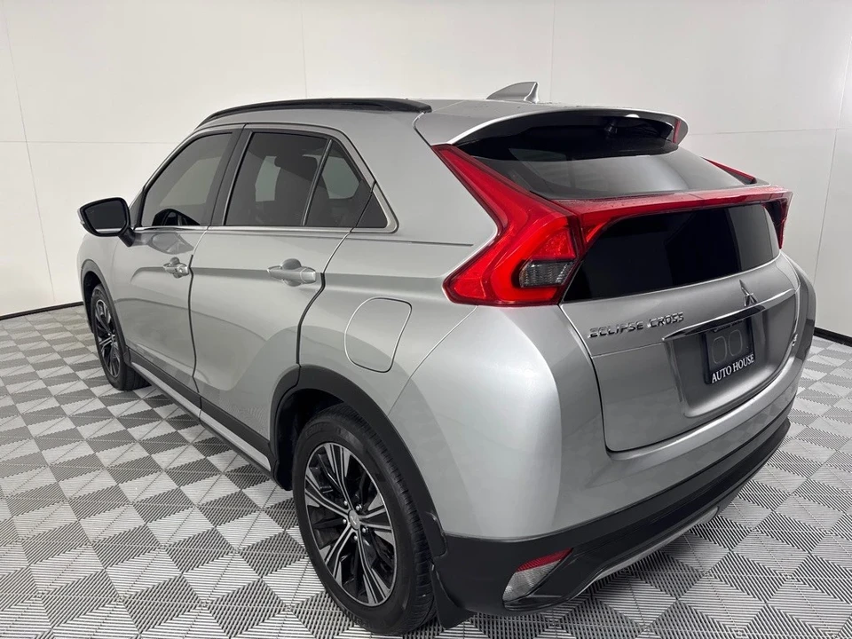 2020 Mitsubishi Eclipse Cross - Image 8 of 12
