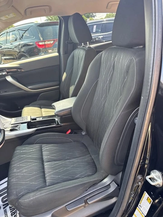 2020 Mitsubishi Eclipse Cross - Image 7 of 17