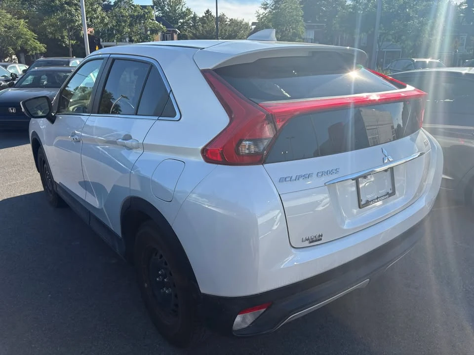2020 Mitsubishi Eclipse Cross - Image 4 of 10
