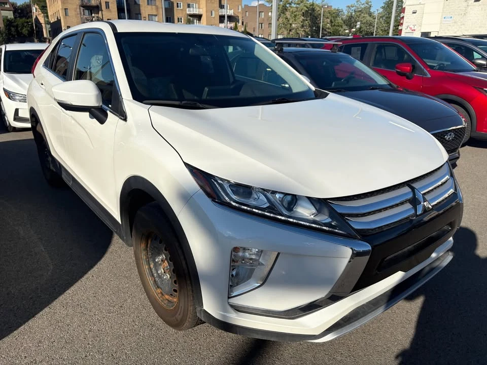 2020 Mitsubishi Eclipse Cross - Image 2 of 10