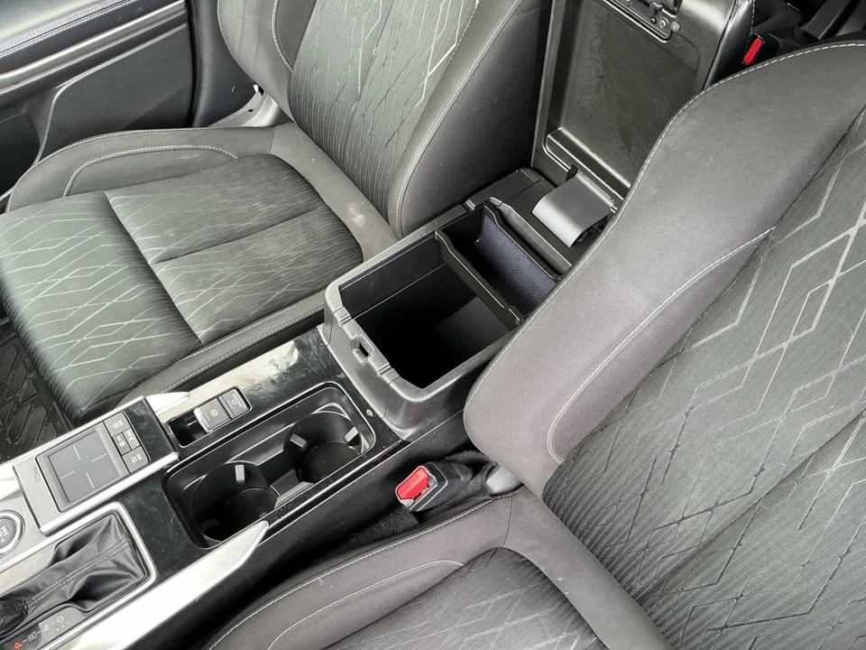 2020 Mitsubishi Eclipse Cross - Image 15 of 20