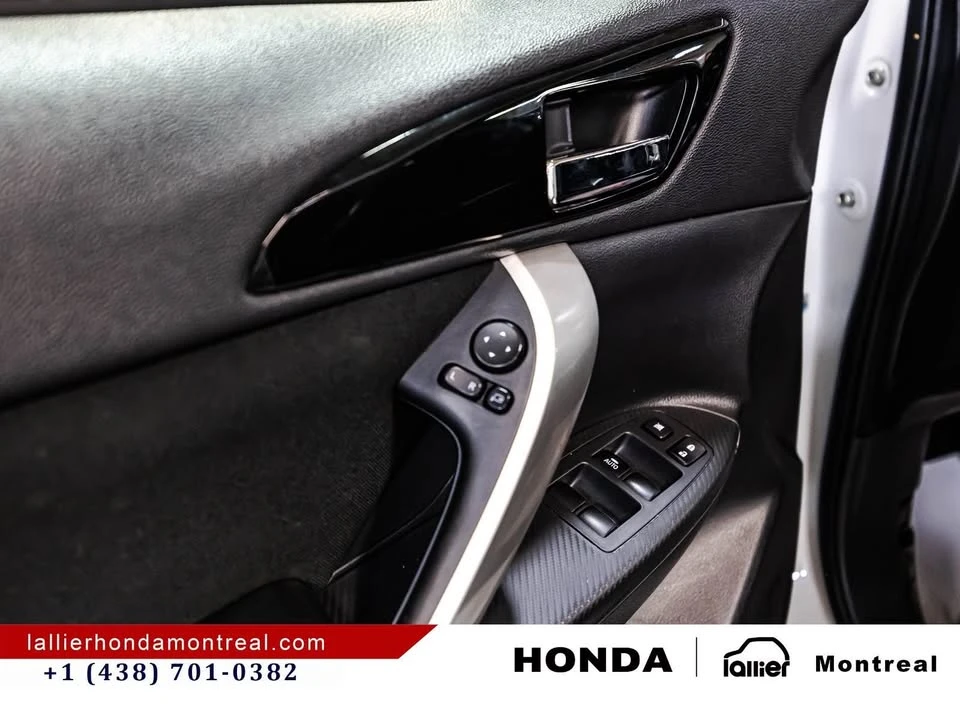 2020 Mitsubishi Eclipse Cross - Image 12 of 20