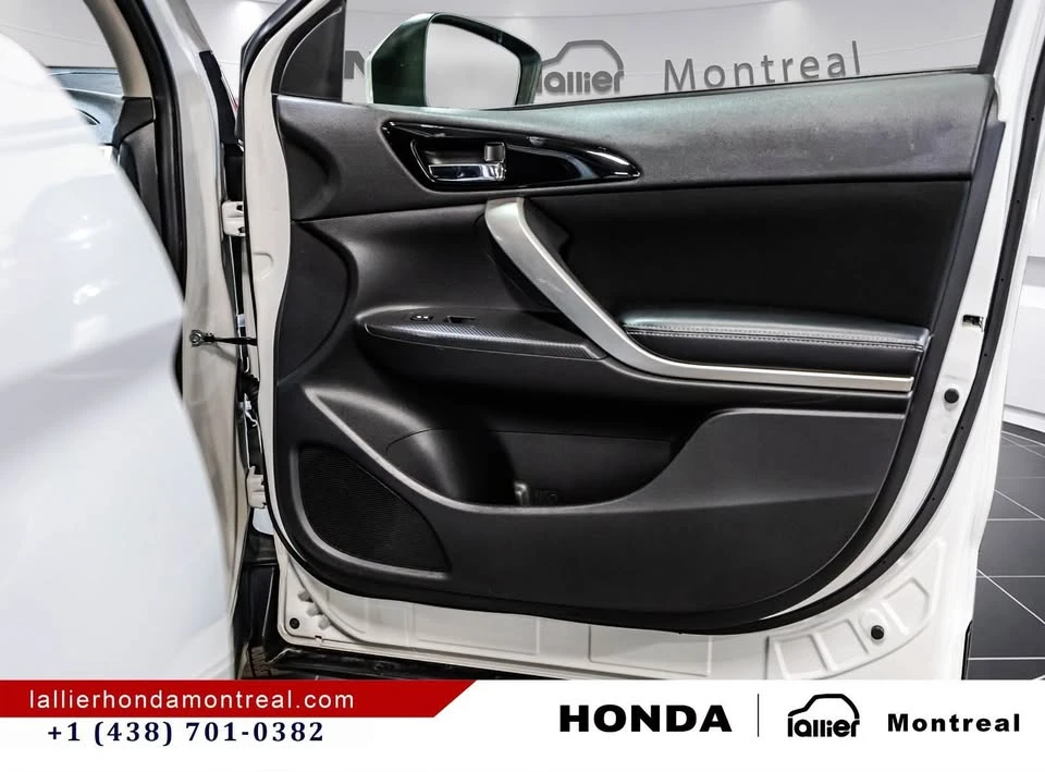 2020 Mitsubishi Eclipse Cross - Image 17 of 20