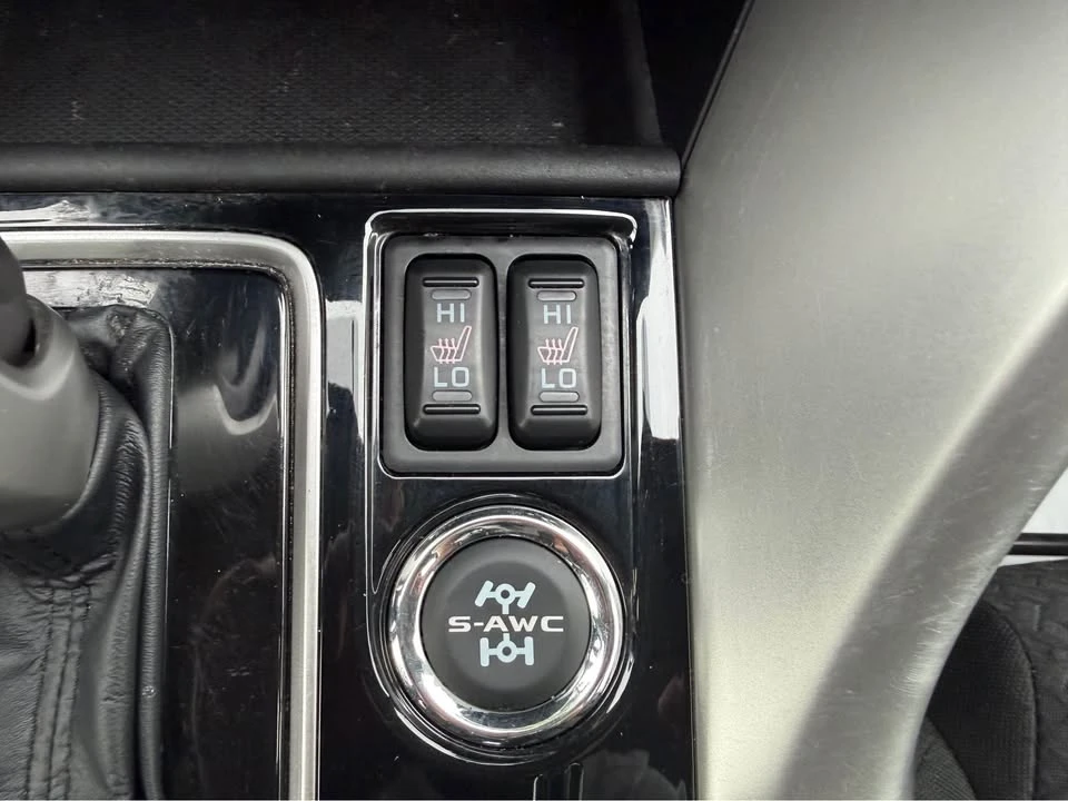 2020 Mitsubishi Eclipse Cross - Image 16 of 20