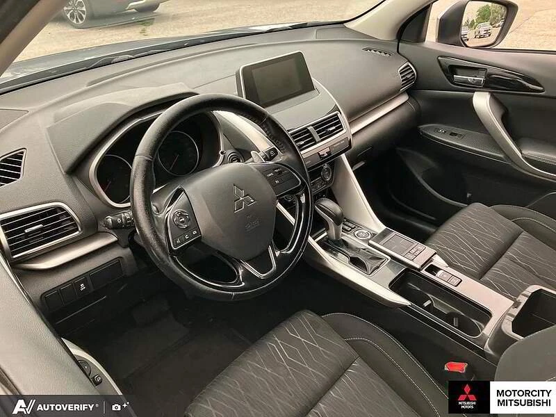 2020 Mitsubishi Eclipse Cross - Image 9 of 18