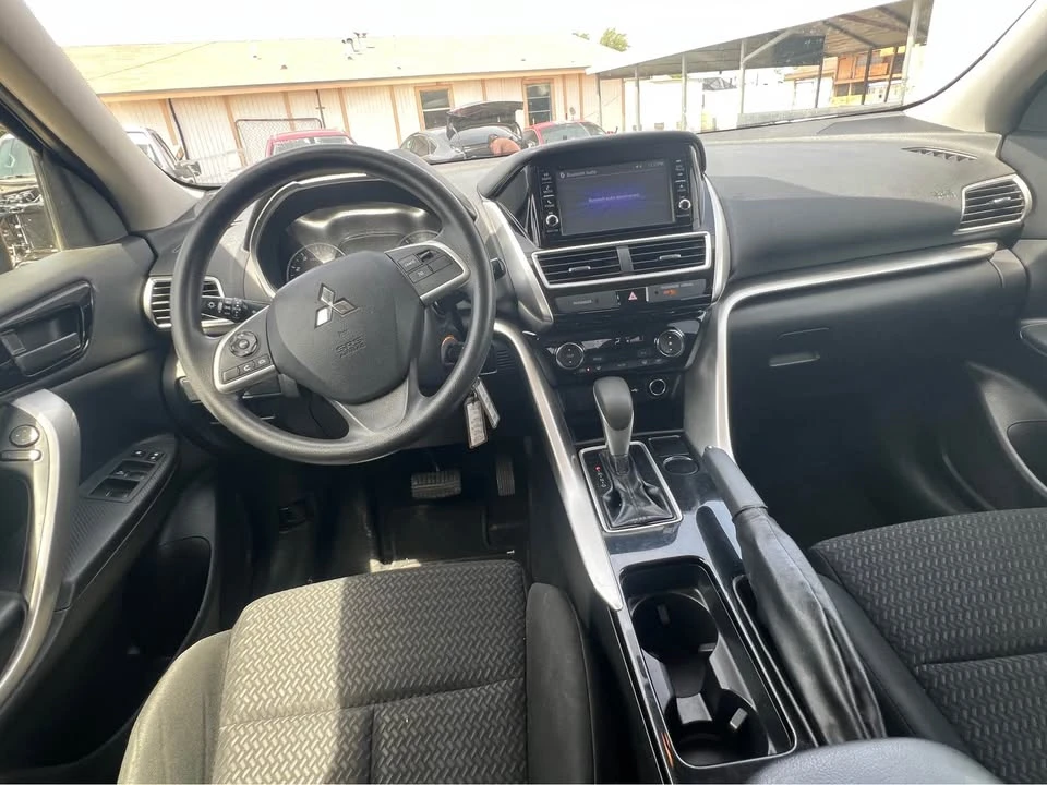 2020 Mitsubishi Eclipse Cross - Image 10 of 12