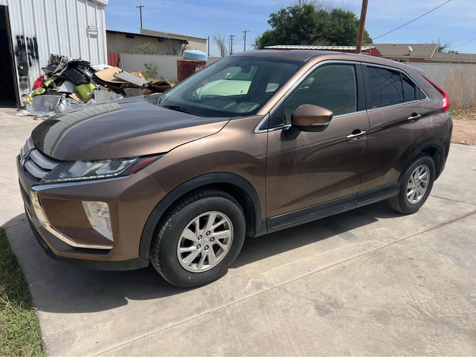 2020 Mitsubishi Eclipse Cross - Image 3 of 12
