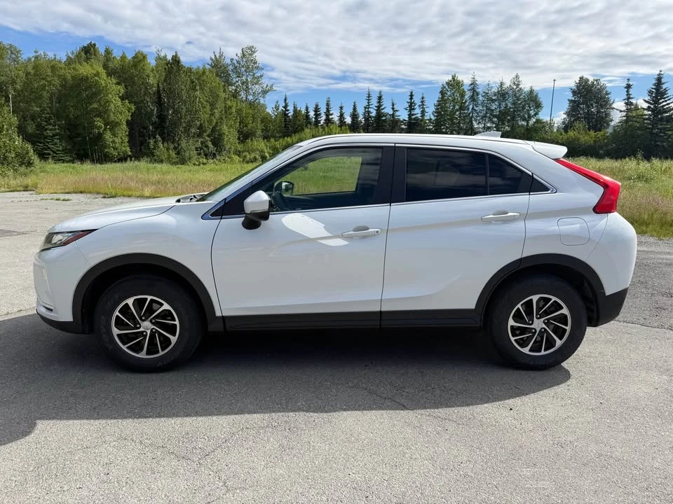 2020 Mitsubishi Eclipse Cross - Image 4 of 16
