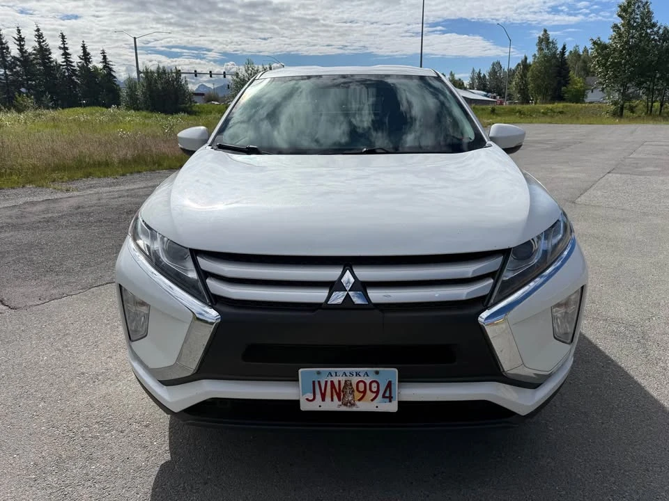 2020 Mitsubishi Eclipse Cross - Image 2 of 16