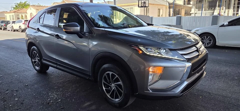 2020 Mitsubishi Eclipse Cross - Image 7 of 20