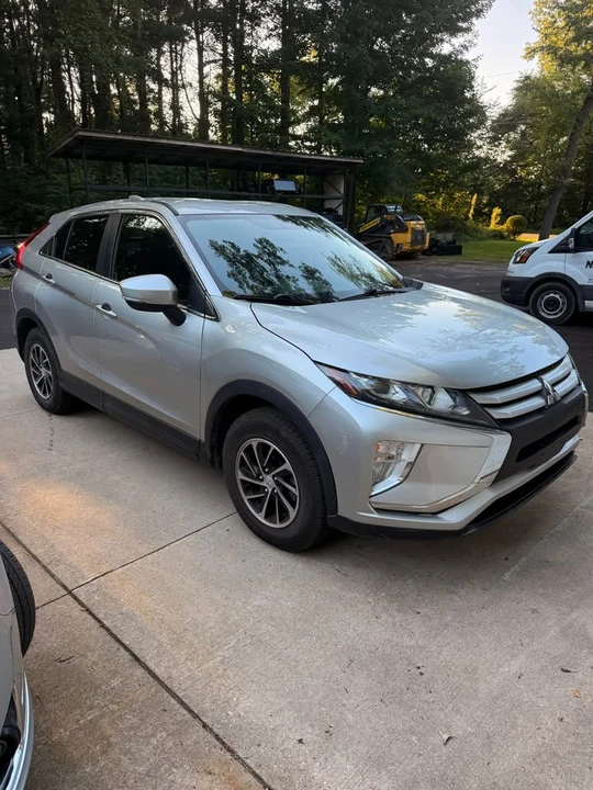 2020 Mitsubishi Eclipse Cross - Image 2 of 11