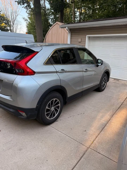 2020 Mitsubishi Eclipse Cross - Image 7 of 11