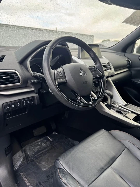 2020 Mitsubishi Eclipse Cross - Image 8 of 9