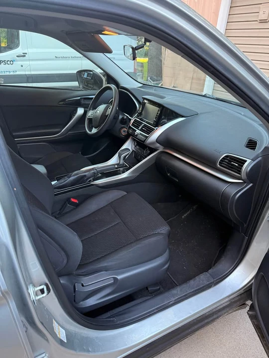 2020 Mitsubishi Eclipse Cross - Image 10 of 11