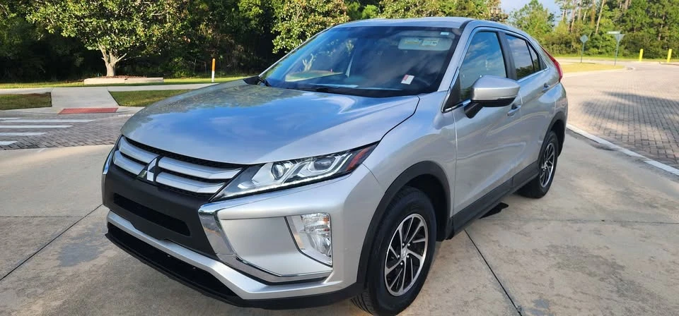 2020 Mitsubishi Eclipse Cross - Image 3 of 14