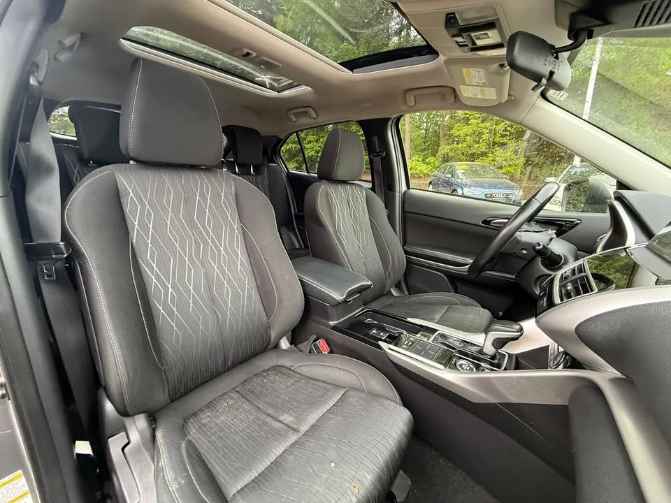 2020 Mitsubishi Eclipse Cross - Image 17 of 20