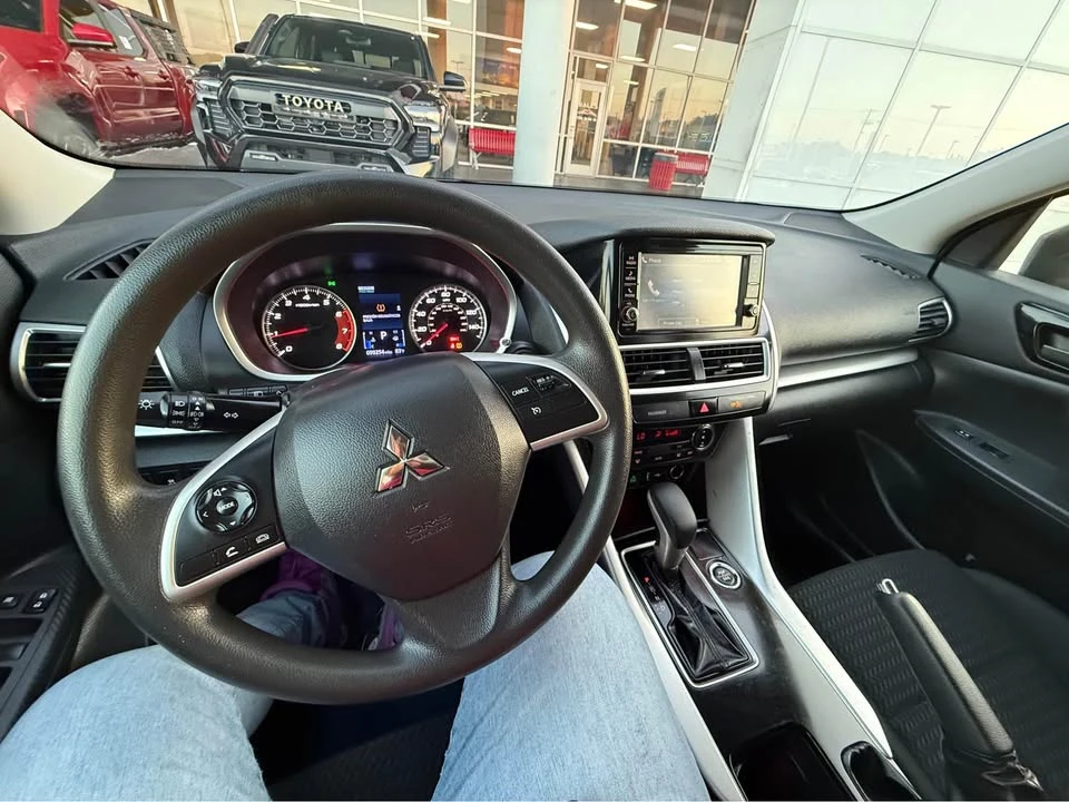 2020 Mitsubishi Eclipse Cross - Image 8 of 8
