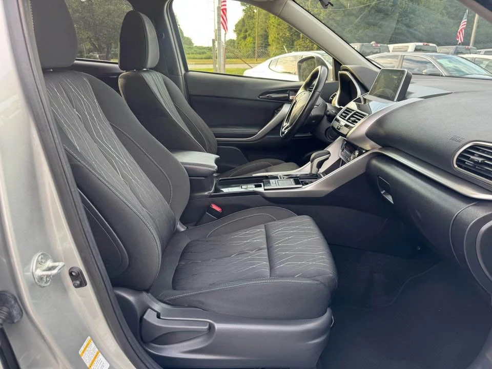 2020 Mitsubishi Eclipse Cross - Image 12 of 16