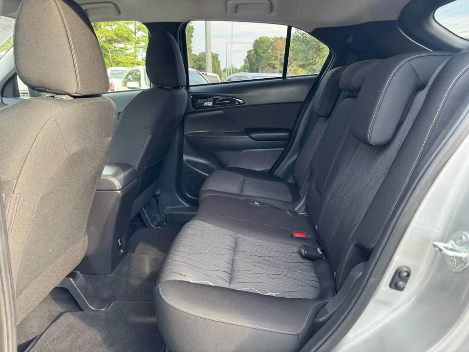 2020 Mitsubishi Eclipse Cross - Image 8 of 16